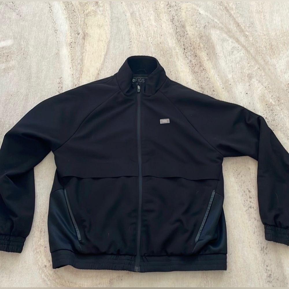Figs Women’s Black Sydney Scrub Jacket